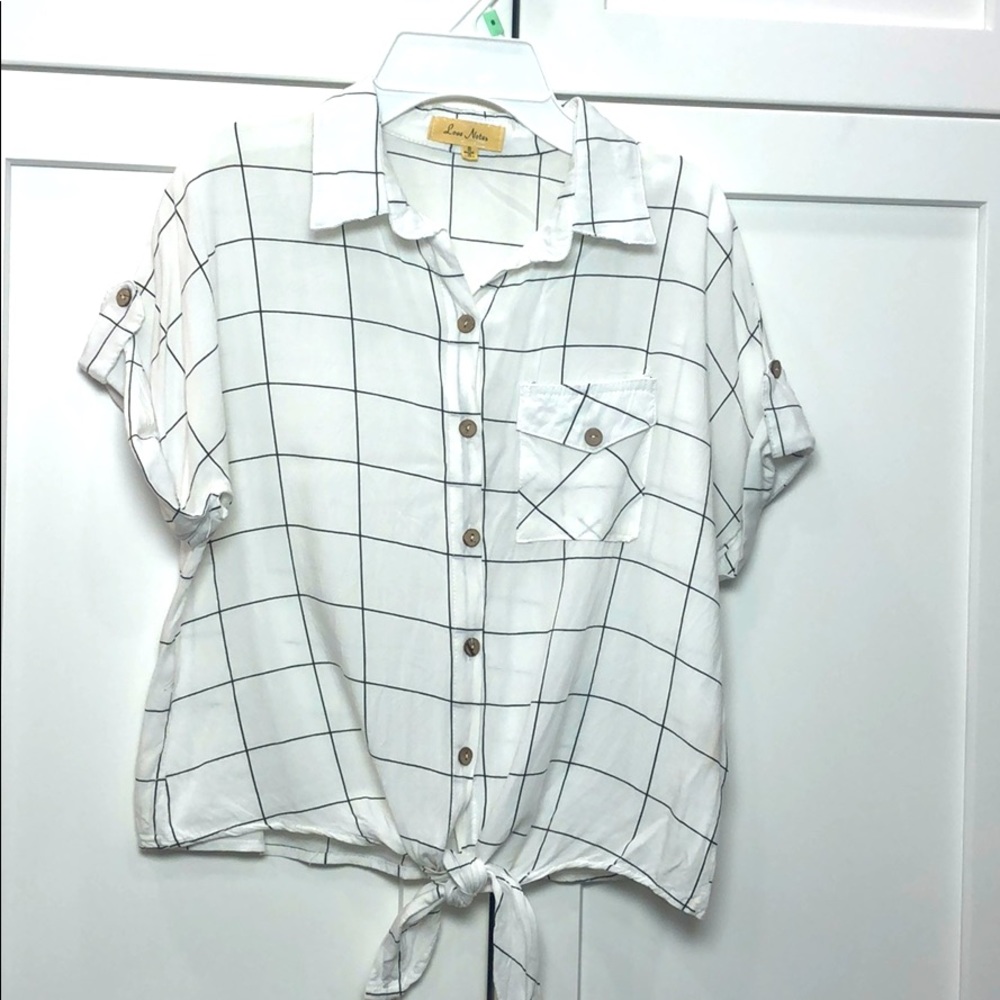 Cropped blouse with tie